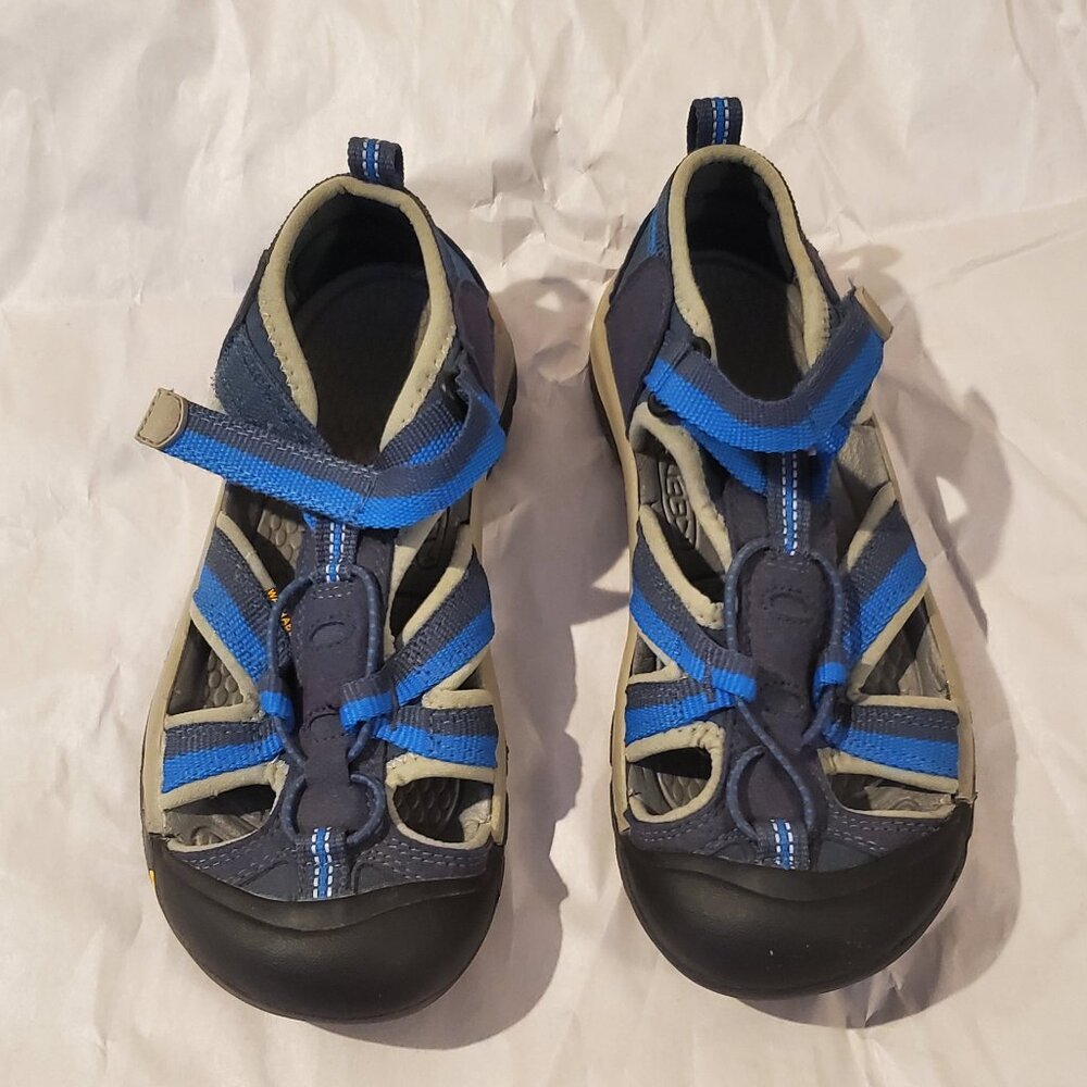 Keen Athletic Walking Hiking Washable Water Shoes Sandals Boys Size 3